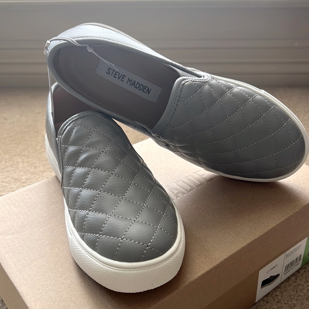 Steve madden Lt grey quilted slip on sneakers NWT